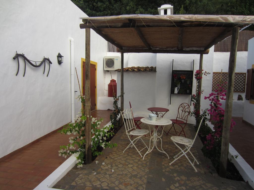 Hostal Casa Da Tita Salir Exterior foto